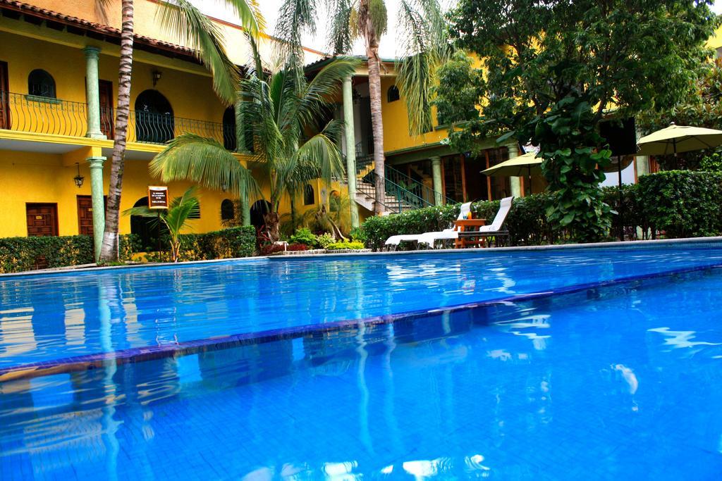 Hotel Oaxtepec Exterior photo
