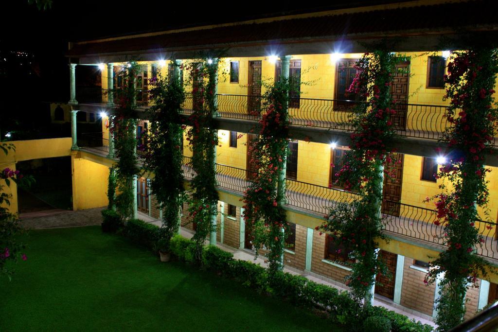 Hotel Oaxtepec Exterior photo