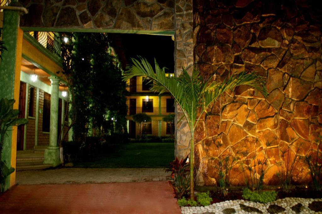 Hotel Oaxtepec Exterior photo